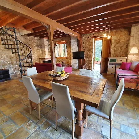 Vila Kalata Katouna